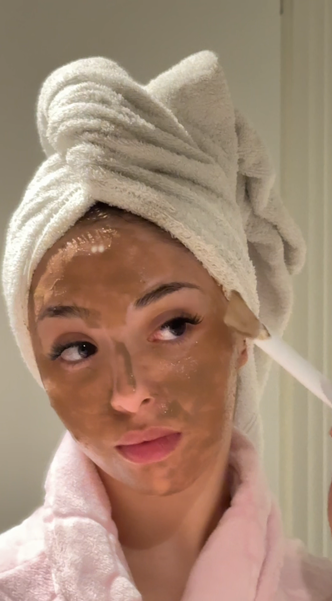 Clay Ritual ghassoul clay mask by Mahara Rituals